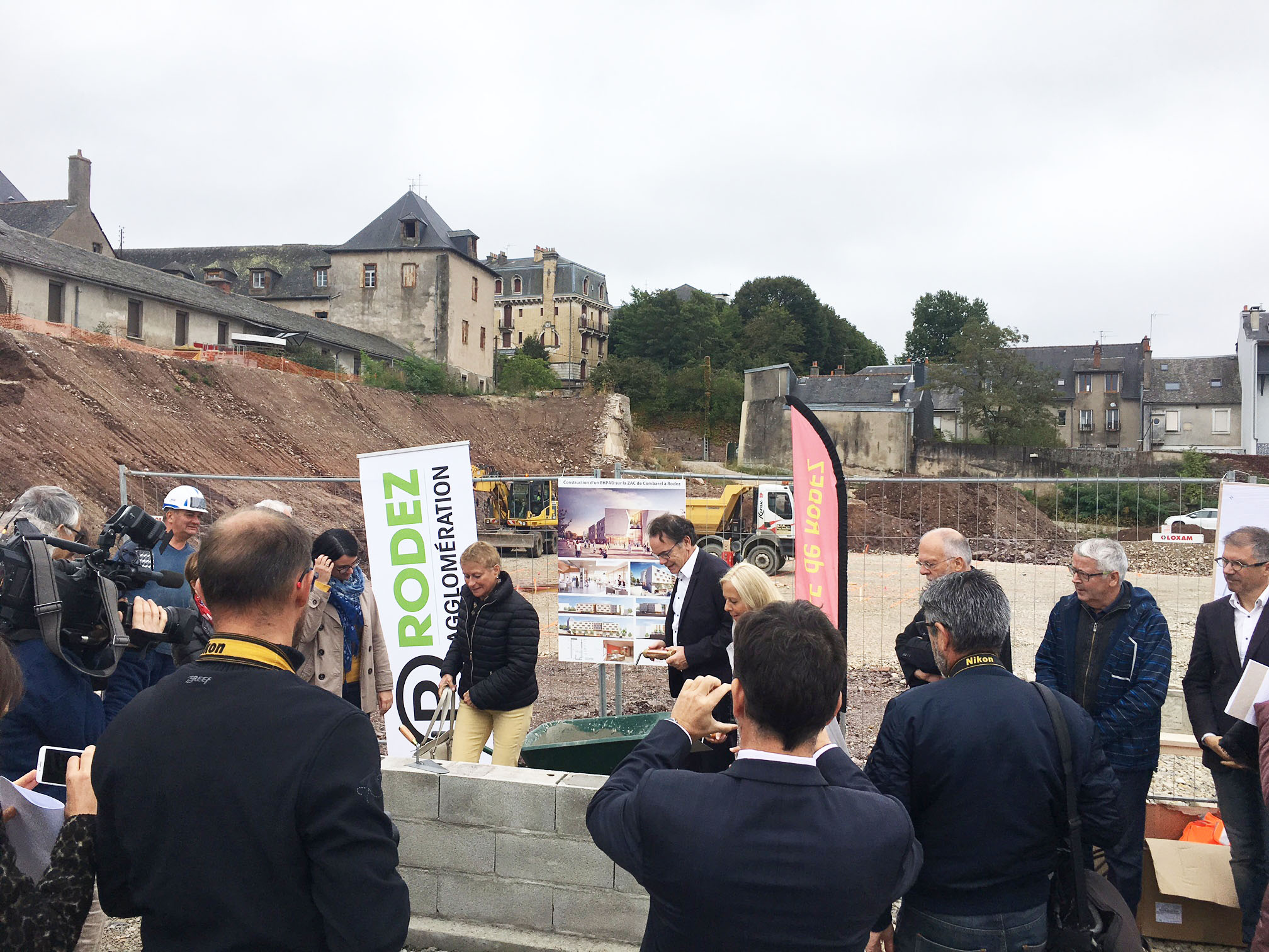 Pose de la 1ere pierre EHPAD Combarel Rodez le 13 septembre 2017