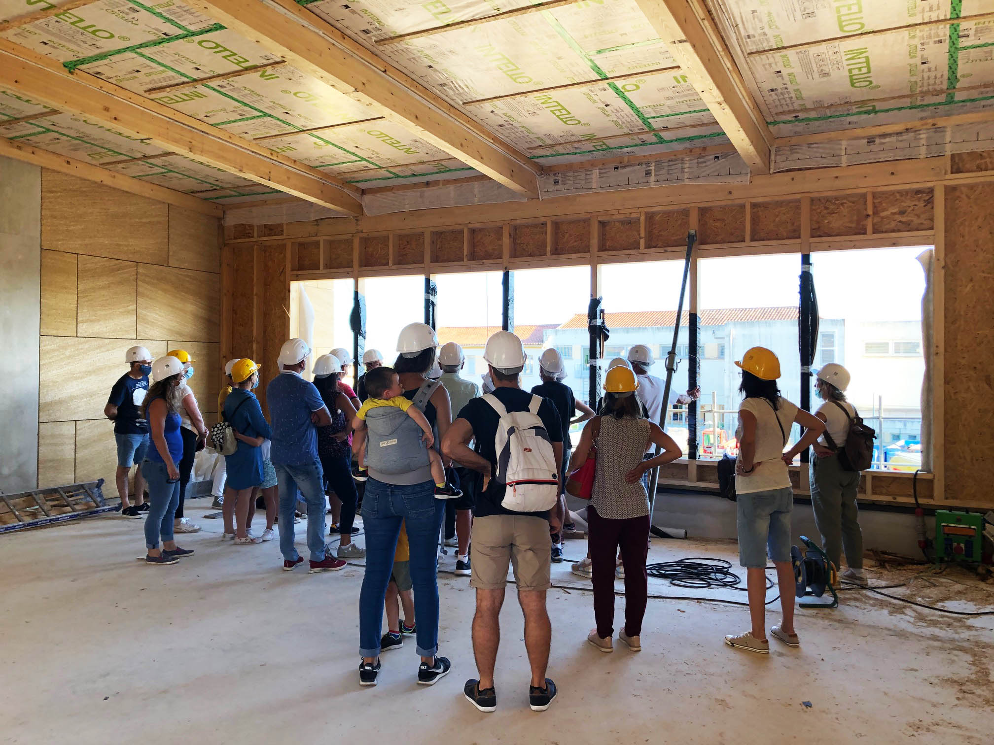 groupe scolaire_Rousson - visite de chantier des habitants le 2 septembre 2020