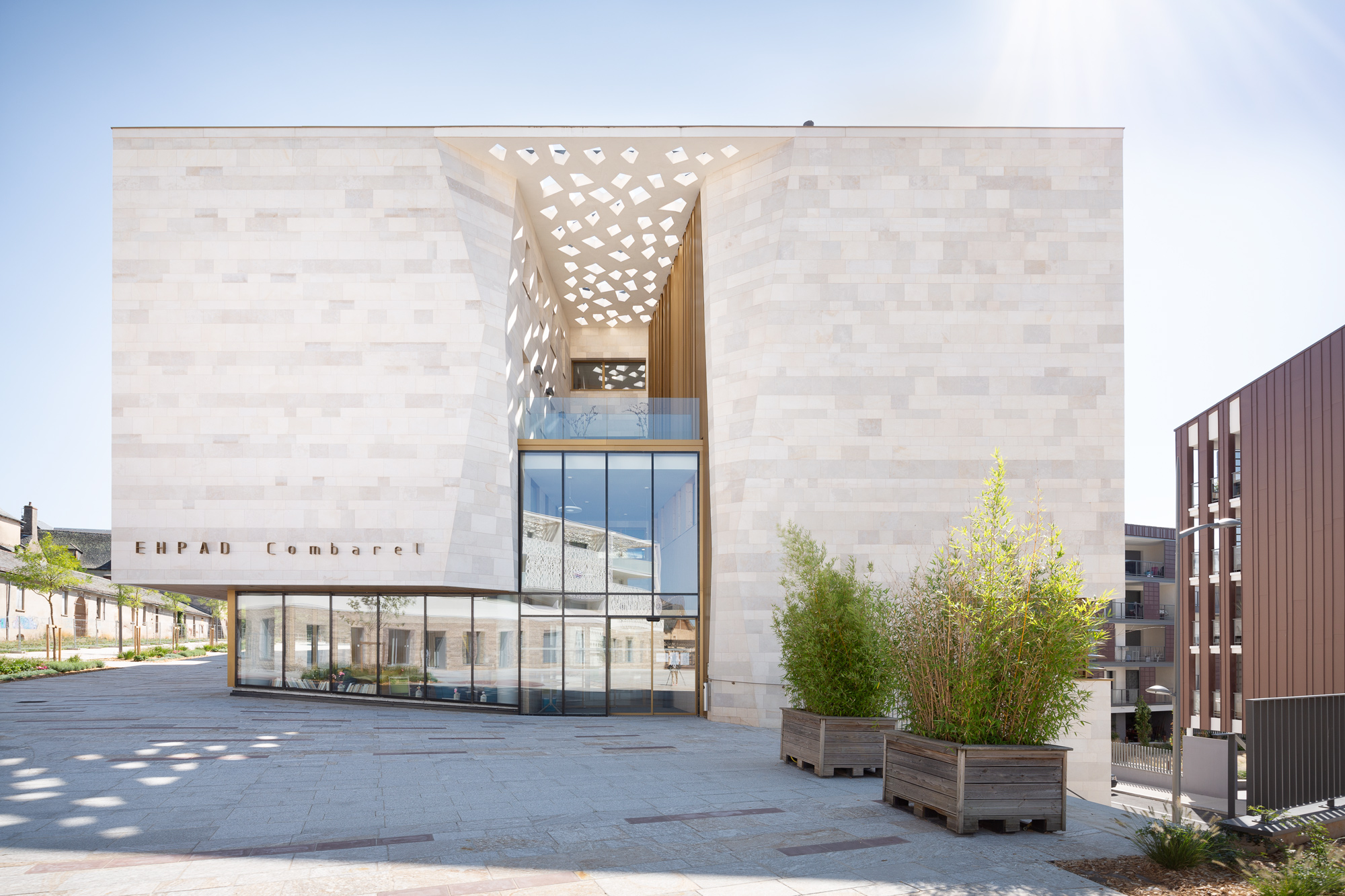 EHPAD Combarel - Rodez - Architecture Environnement mandataire / Bédrune Architectes associé