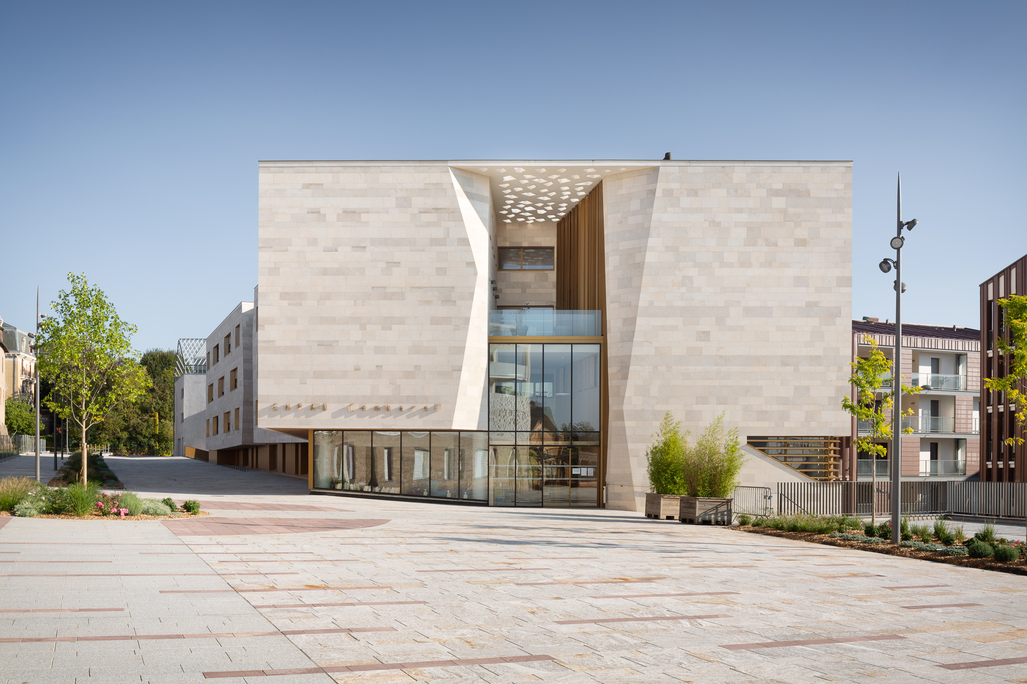EHPAD Combarel - Rodez - Architecture Environnement mandataire / Bédrune Architectes associé